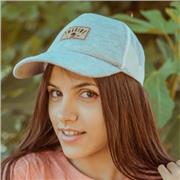 Profesora de Baile imparte clase a niños y adultos de todas las edades